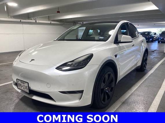 TESLA MODEL Y 2020 5YJYGDEE2LF027720 image